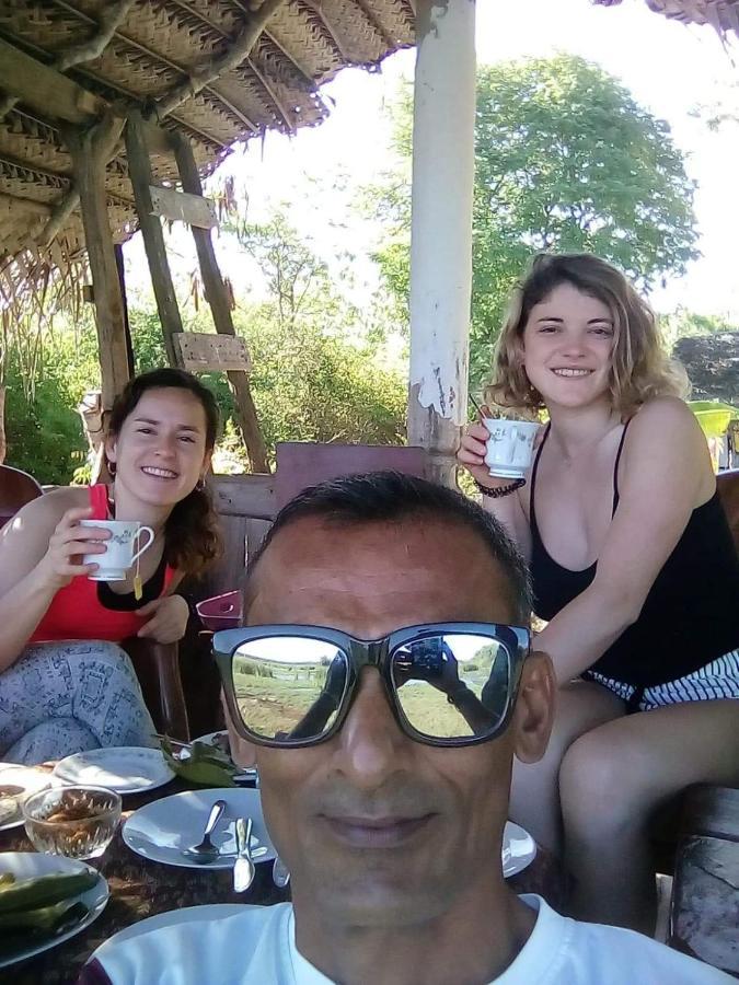 Three Little Birds Hotel Tangalle Bagian luar foto